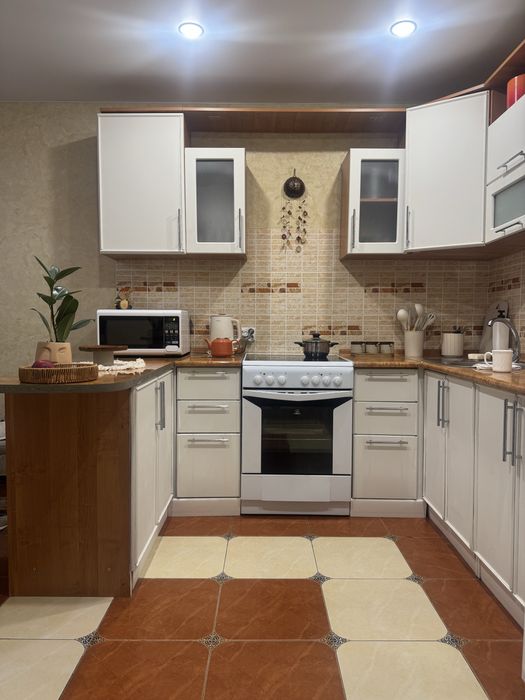 Продам кухонный гарнитур, 2 шкафа