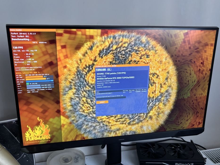 Vând / Schimb cu macbook PC + Monitor + Periferice