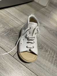 Обувь детская ( сандали )