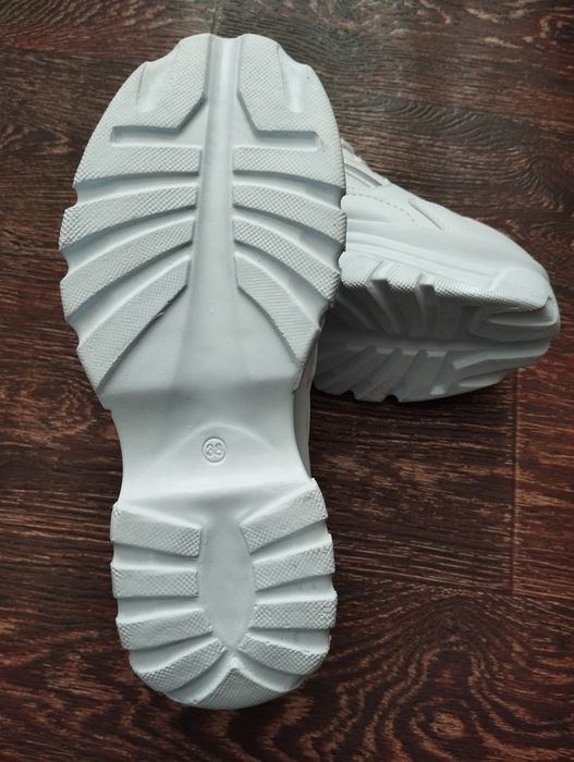 Дамски маратонки платформа 38 номер