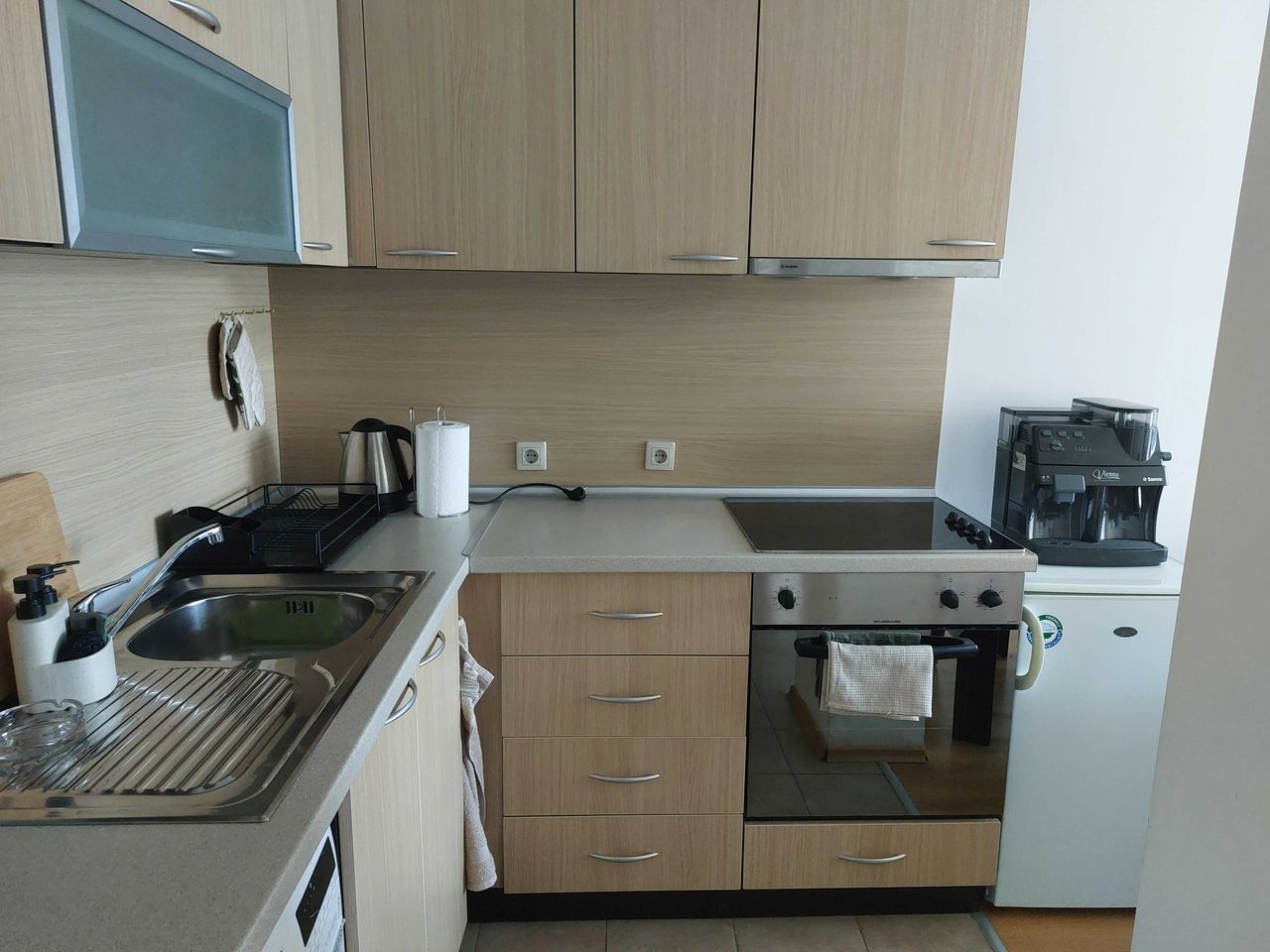 Дава се под наем Двустаен апартамент в Банско - 71 кв.м за 61.2 € - Снимка #3