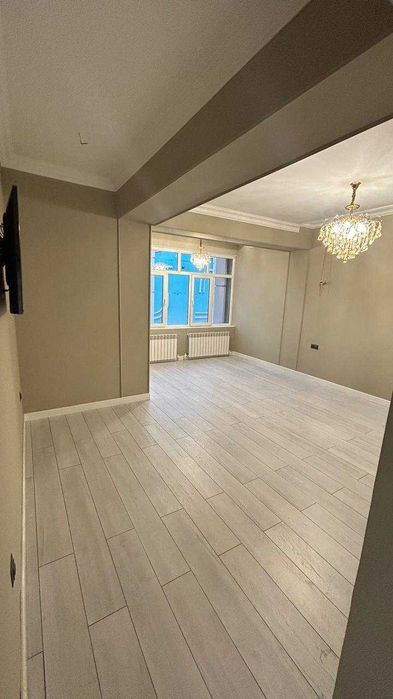 Продается банковский дом Мирабадский район Госпитальный рынок