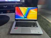 Лаптоп ASUS Vivobook 15 X505 Ryzen 7 2700U