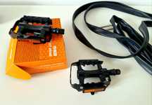 Accesorii bicicleta - pompa Presta, pedale, cric, camere 28x700c