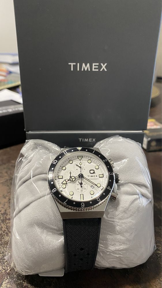 Q Timex 3-Time Zone