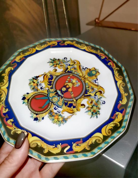 Розентал чиния Версаче чиния „Le Roi Soleil“ на Versace Rosenthal