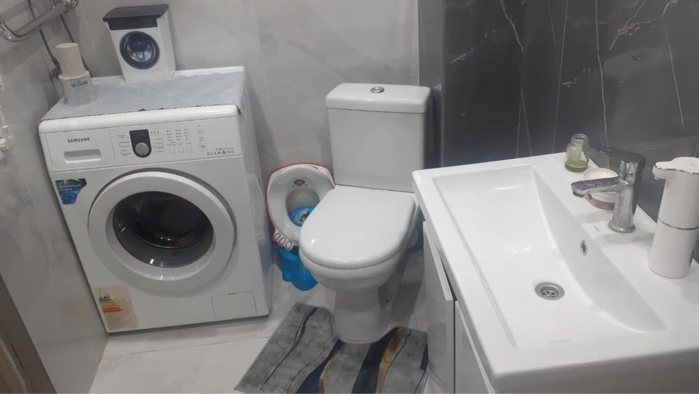 2-х комеатная квартира, 150 тысяч +ком.услуги