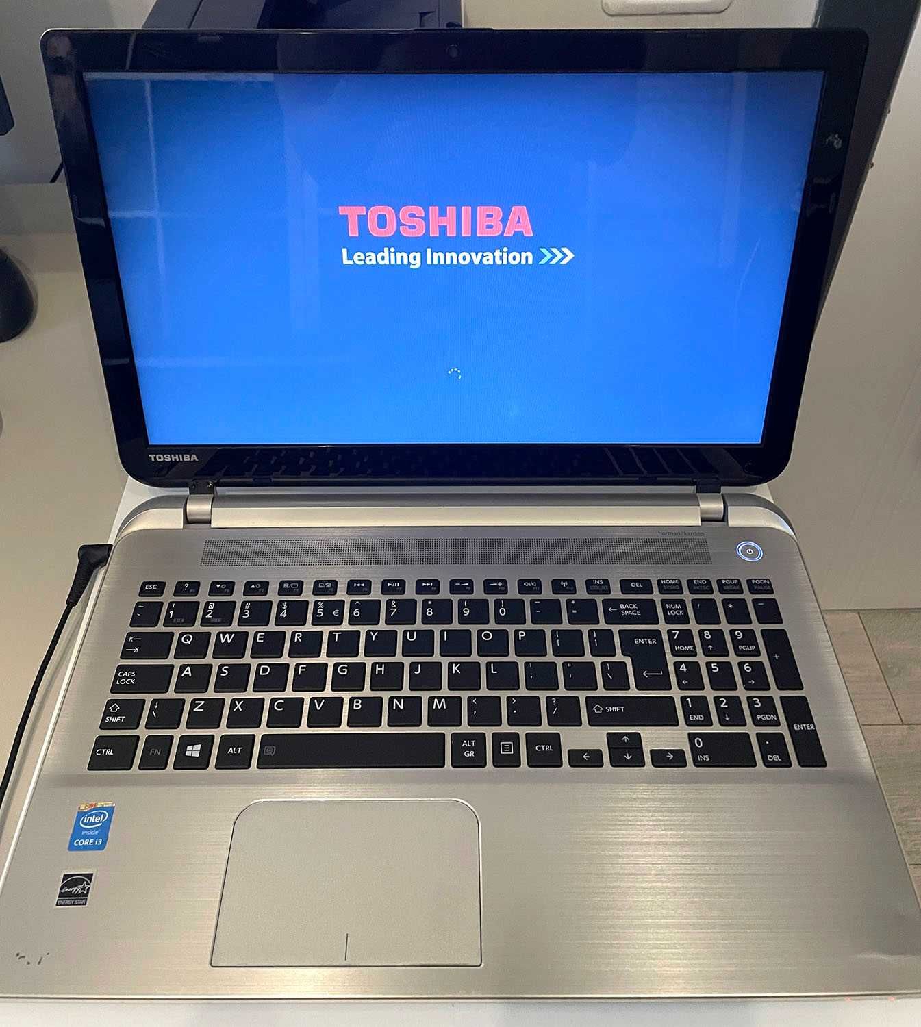 Laptop Toshiba Satellite S50-B-142 - Intel I3 1.70 GHz - 4GB