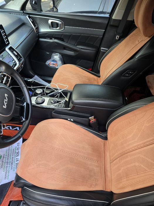 Ideal xolatdagi KIA Sorento 2023 yil 3.5 m FULL POZITSIYASI 7 kishilik