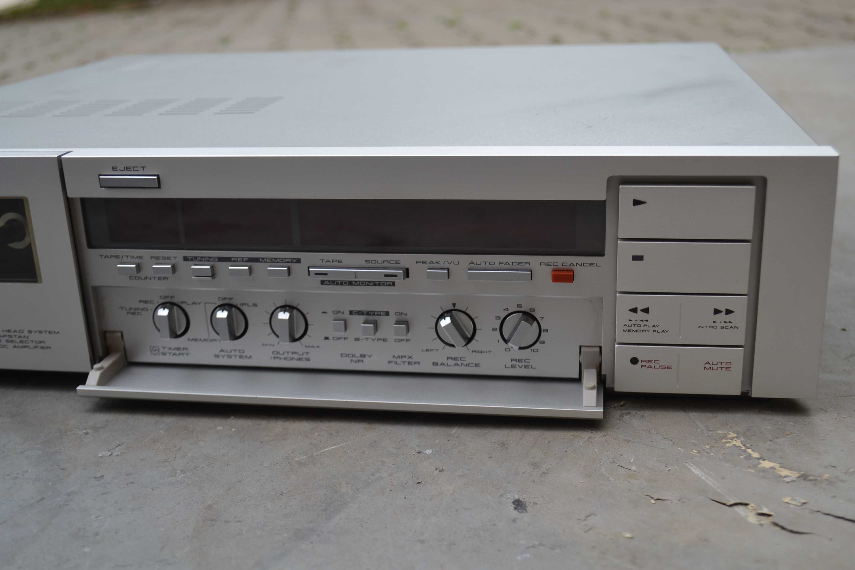 Deck Akai GX F 71 cu prospect si manual de utilizare