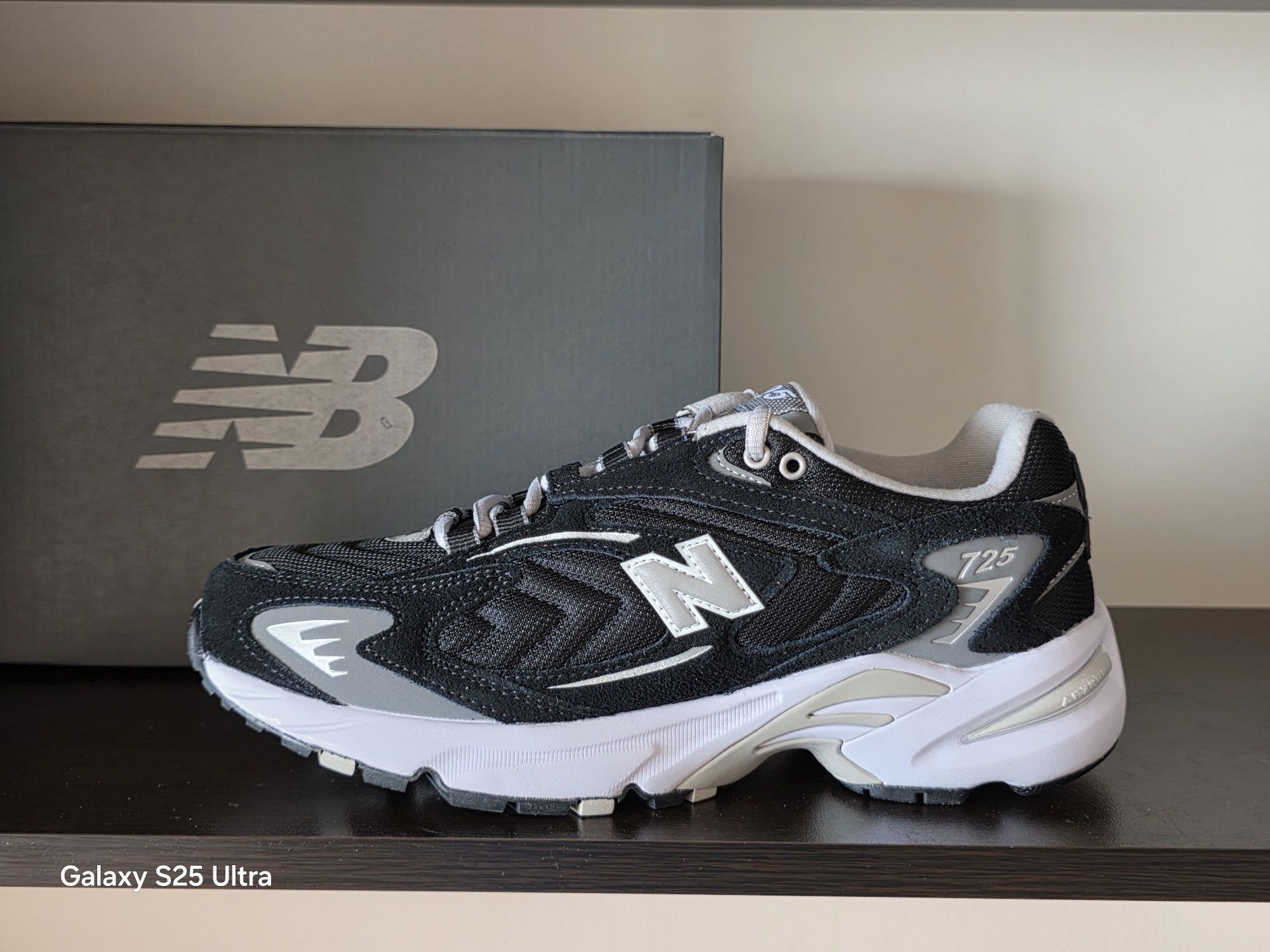 New Balance 725 / 40номер 25см Стелка нови с кутия