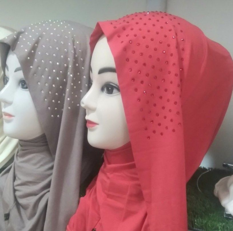 Real rasmi Roʻmol