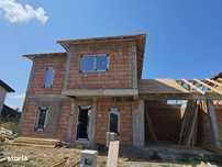 Duplex despartit prin garaj P+E la 70 de  drumul  cu centura