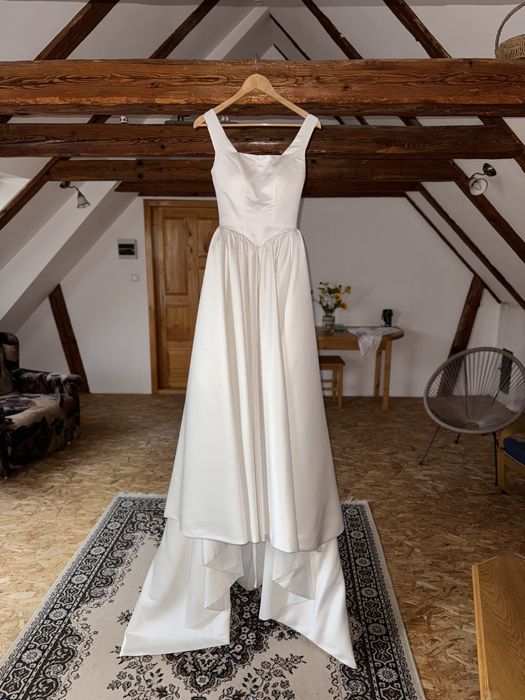 Rochie de mireasă custom-made A-line cu talie bască