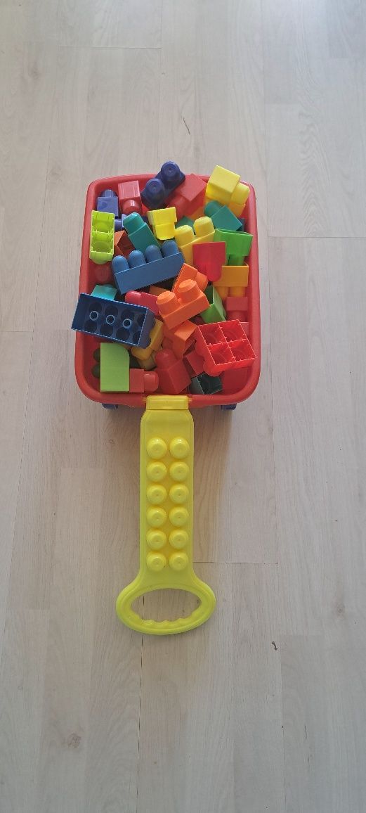 Детска играчка с фигурки