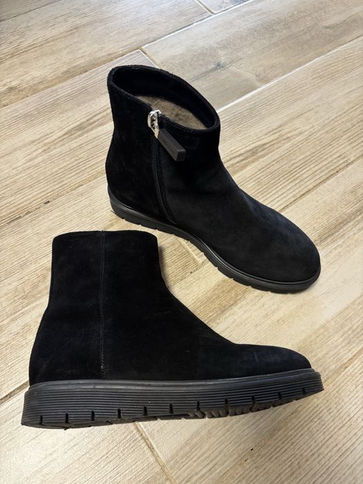 Ghete piele intoarsa Anna Cori