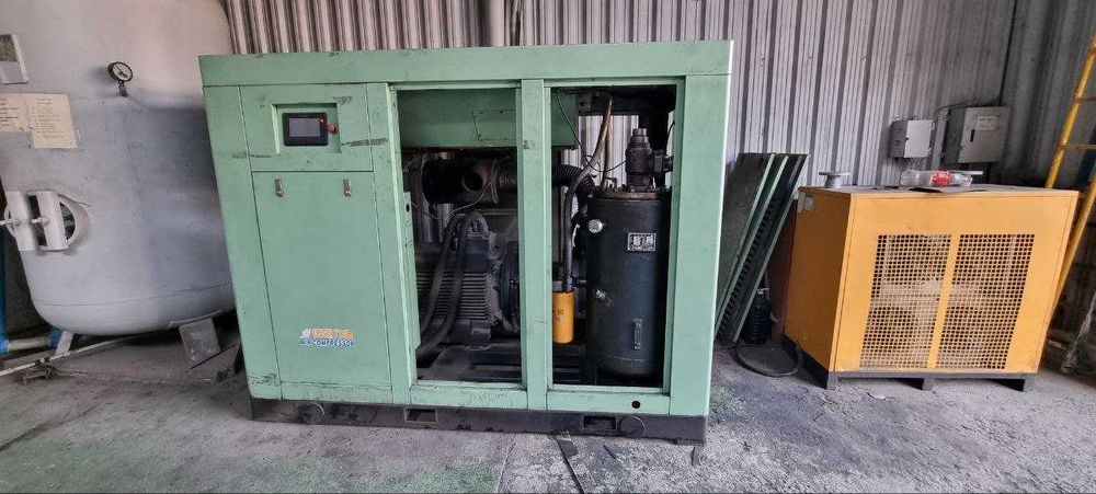 Продаются Воздушные компрессора, винтовые 20 м3/мин/110 kW/KD-150/ Б/у