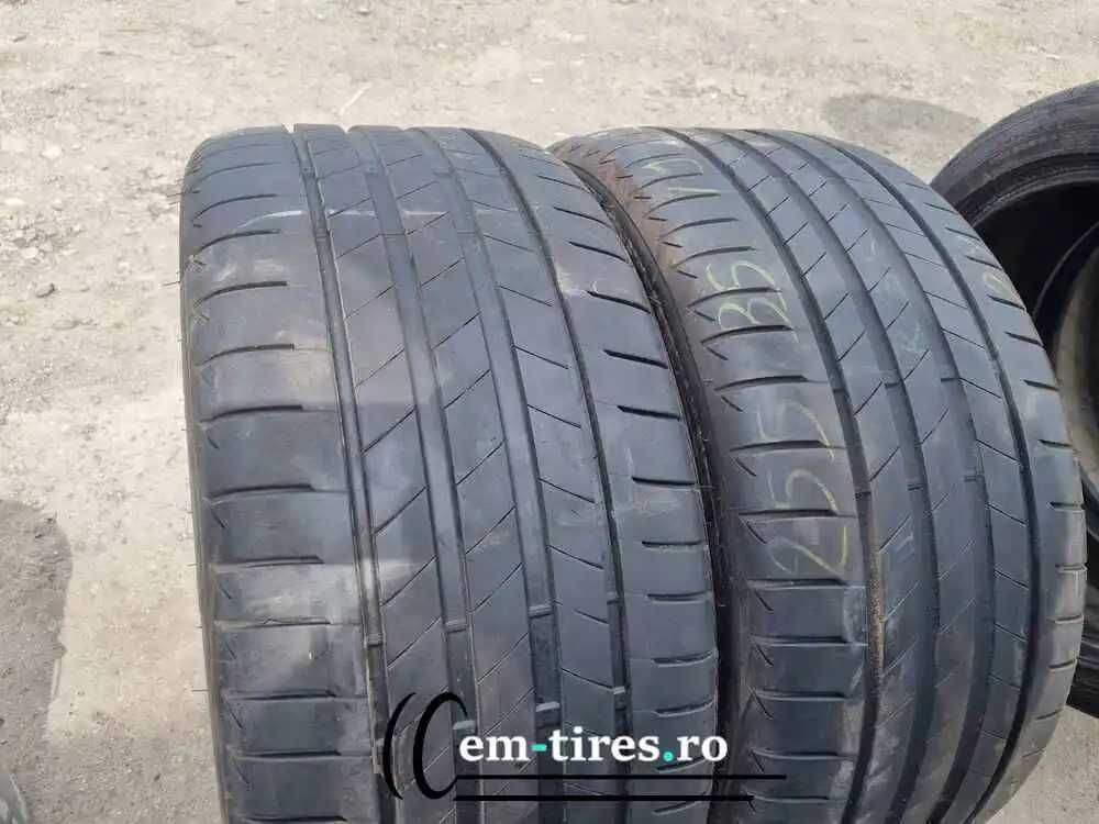 SET 2 Anvelope Vara 255/35 R19 BRIDGESTONE Turanza T005 96V - Runflat