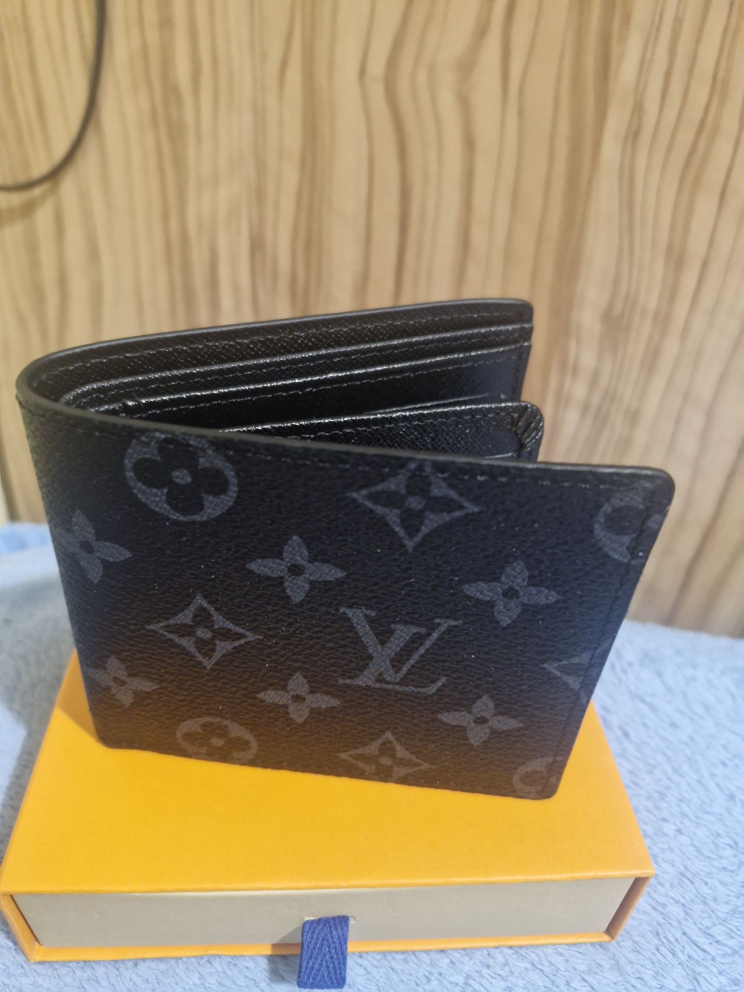 Мъжко портмоне Louis Vuitton