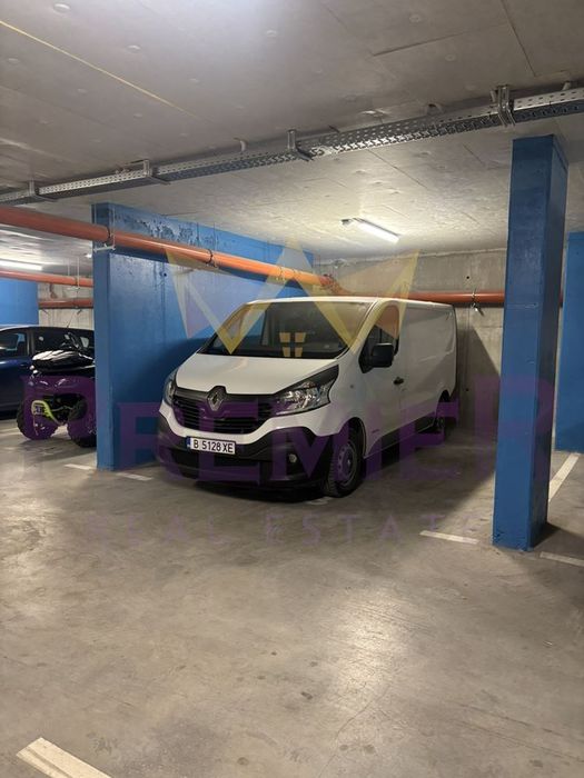 Продава се Тристаен апартамент в Варна, Победа - 102 кв.м за 2157 €/кв.м - Снимка #11