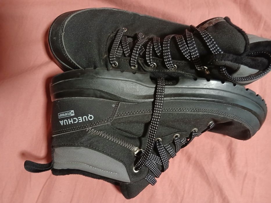 Туристически обувки номер 44и 45.