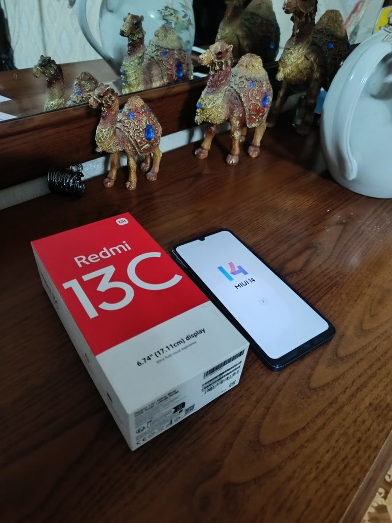 Продаж Redmi 13C 8/128