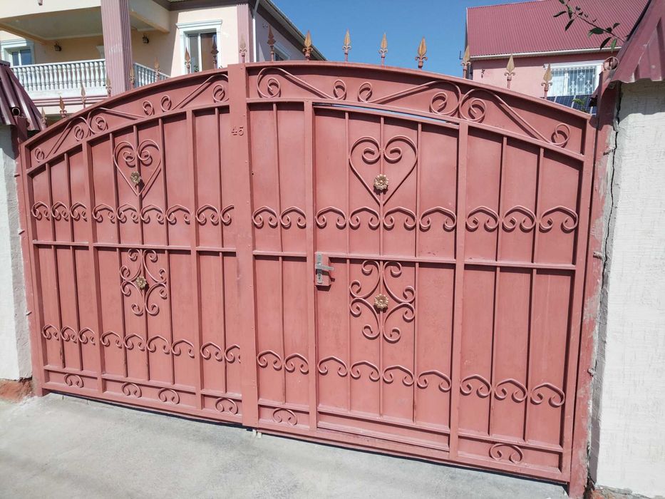 продам железные ворота, с калиткой б/у.