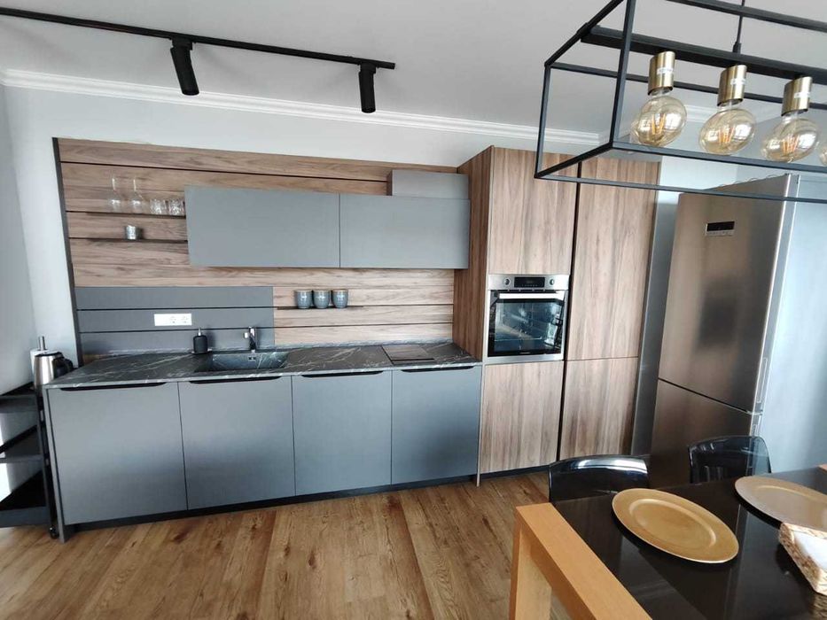 Продава се Тристаен апартамент в Варна, Бриз - 114 кв.м за 3422 €/кв.м - Снимка #5