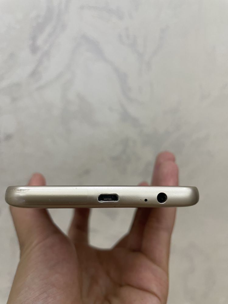 Samsung J8 duos.64 gb
