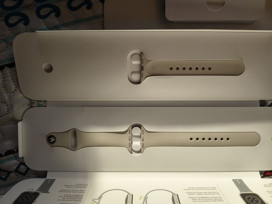 Ceas Smartwatch Apple Watch SE2 ca nou nepurtat la cutie plus curele