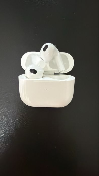 Casti airpods 3 cu husa cadou