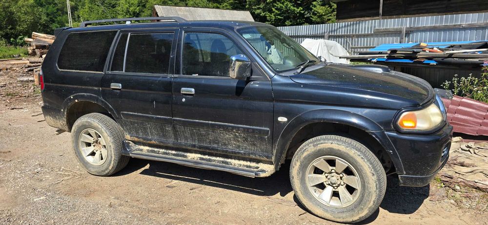 Mitsubishi pajero sport 2005