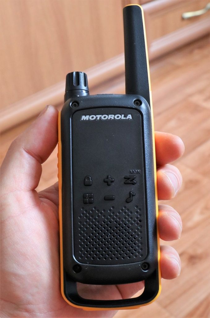 Ratsiya /Рация Motorola Т82 Talkabout