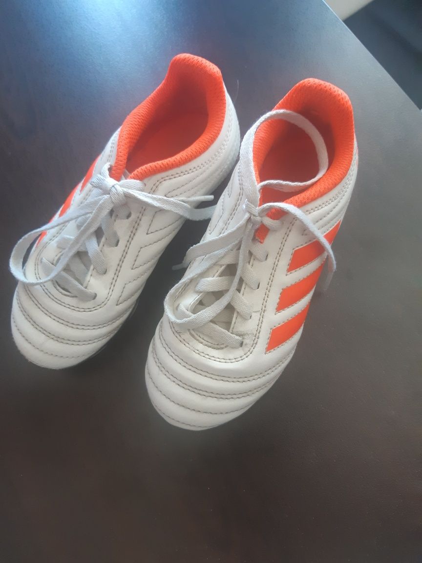 Като нови детски стоножки Adidas copa