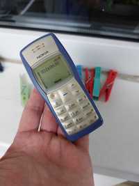 Nokia 1100 RH-18 orig Ungaria decodat cu bateria umflata 40 ore vorbit