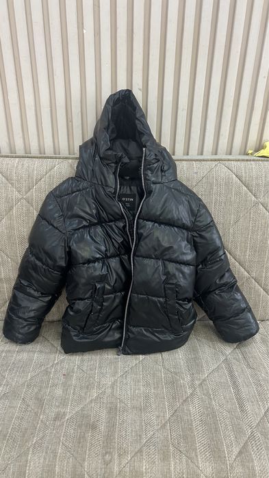 Продам куртки зимние, демисезонные для мальчиков, б/у, фирменные,