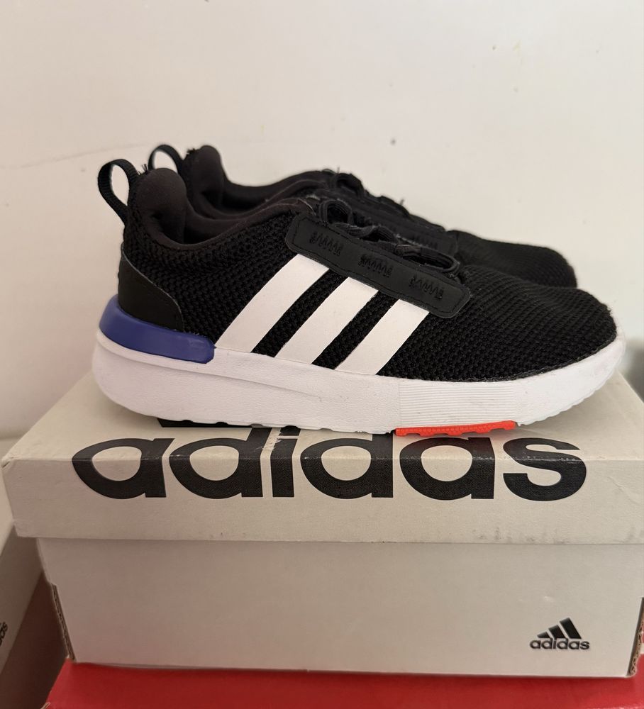 Маратонки nike,adidas