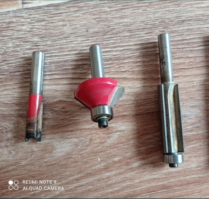 Продам фрезы на фрезер диаметр 8