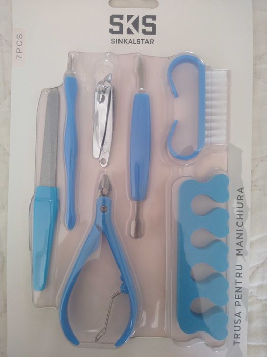 Set trusa manichiura pedichiura (7 piese)
