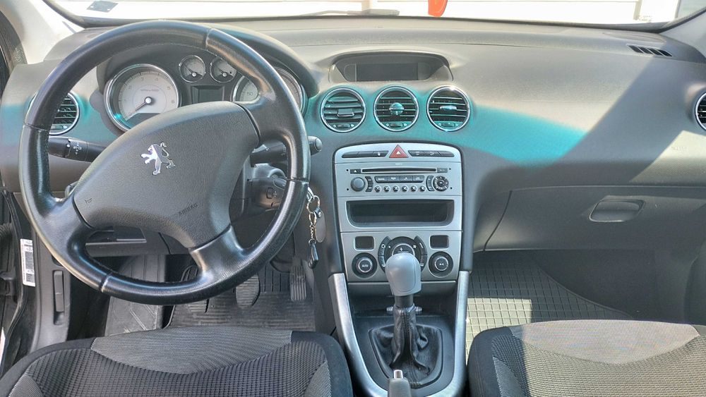 Peugeot 308 1.6 продава се