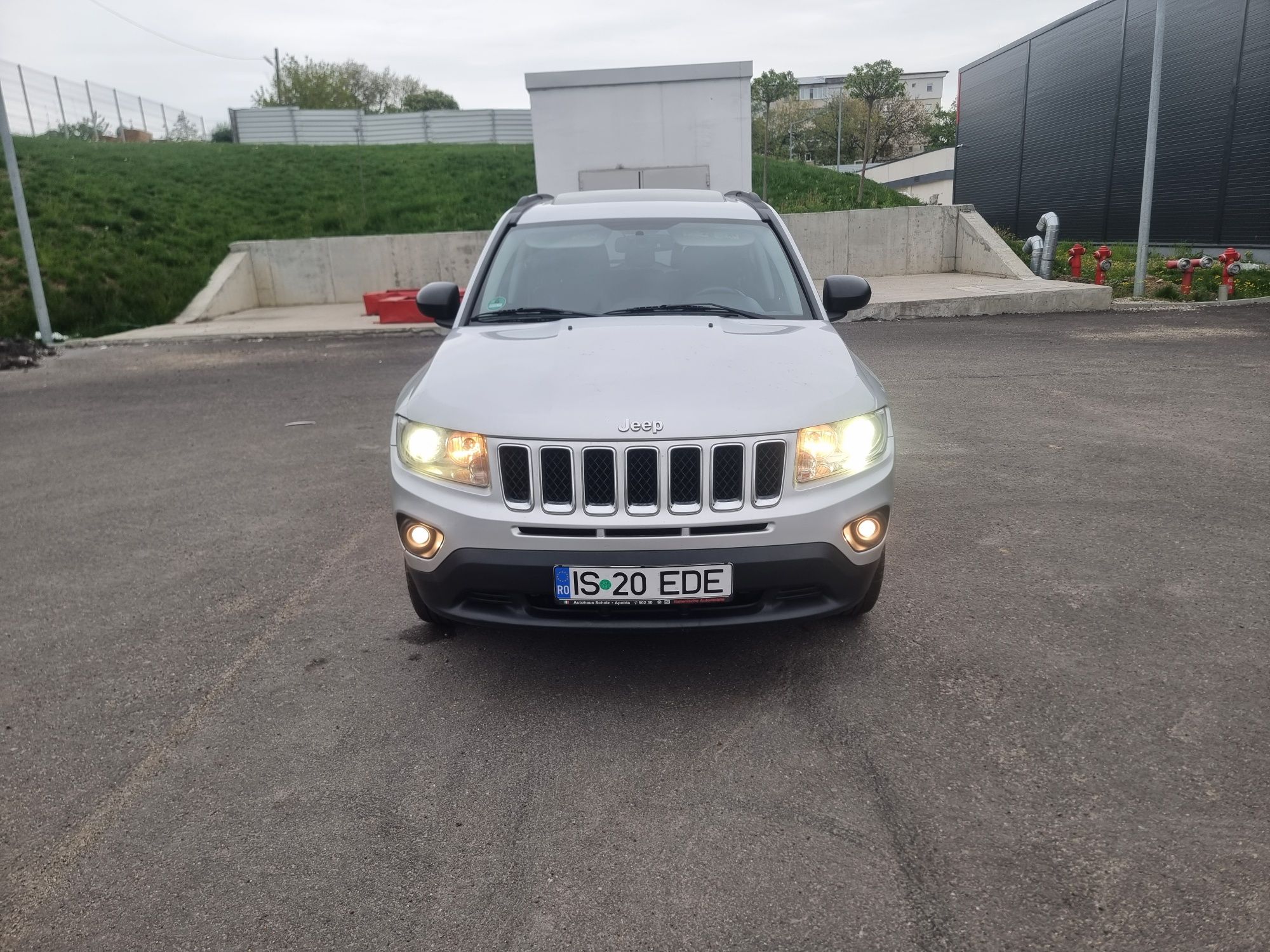 JEEP COMPASS din anul 2012, motor 2.2CRD 4WD Limited, 163CP