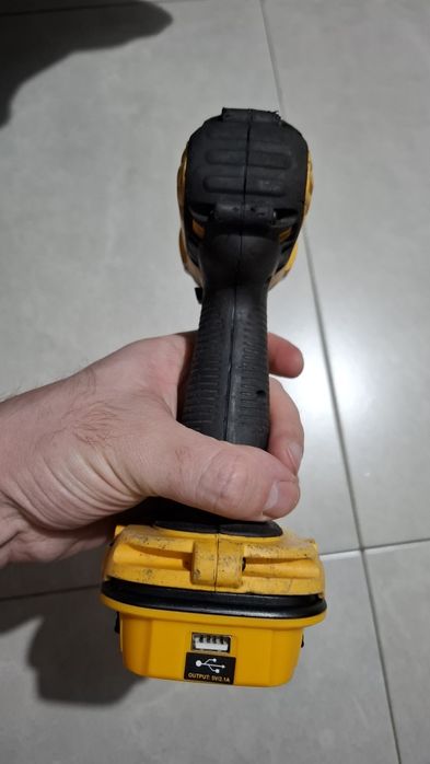 Dewalt DC820 1/2 18v