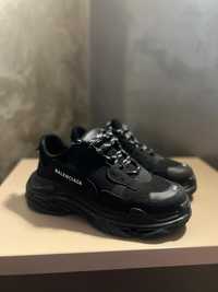 Balenciaga Triple S Full Black Size 44