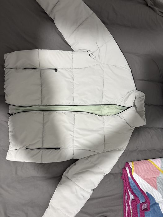 Продам Куртку 7000 тг