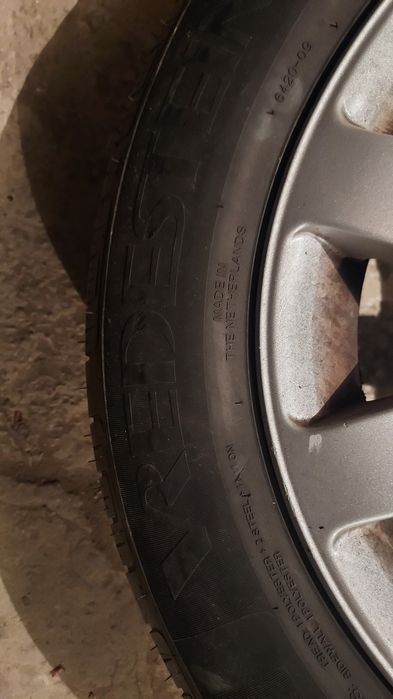 Jante aliaj R 15 + Anvelope de vara rulate 2000 km