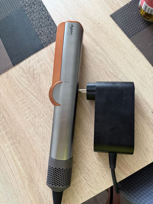 Dyson airstrait ca nou