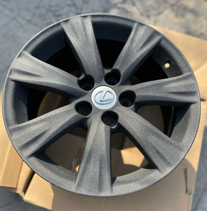 Продам диски оригинал качество отличное 150тыс размер 17
В райо