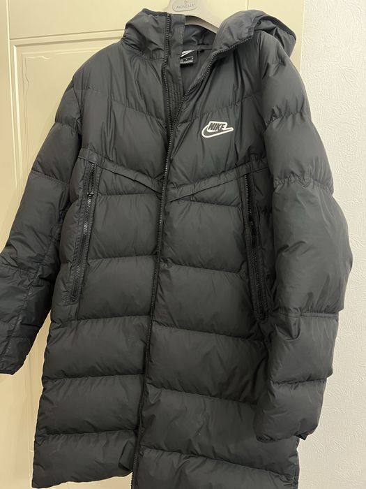 Продам пуховик мужской Nike оригинал