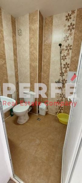 Дава се под наем Двустаен апартамент в Бургас, Център - 66 кв.м за 408 € - Снимка #4