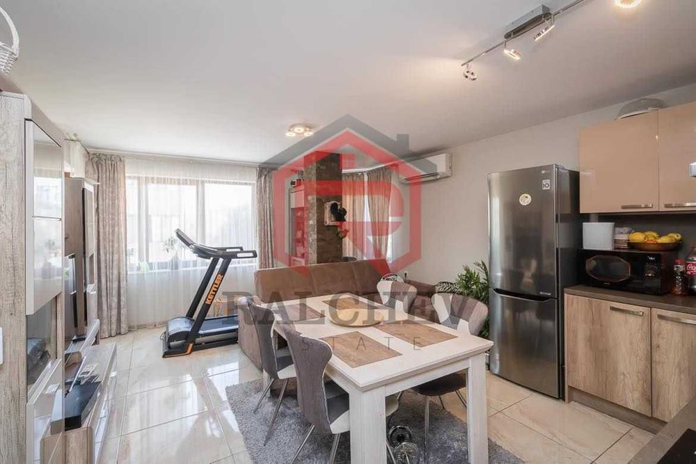 Дава се под наем Тристаен апартамент в Варна, Възраждане 3 - 97 кв.м за 561 € - Снимка #2